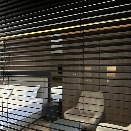 Hotel Liss Lezhe Bagian luar foto